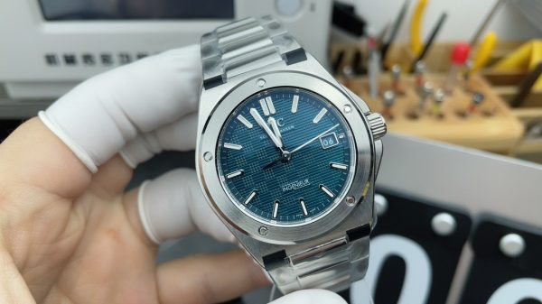 V7 Factory IWC Ingenieur IW328903