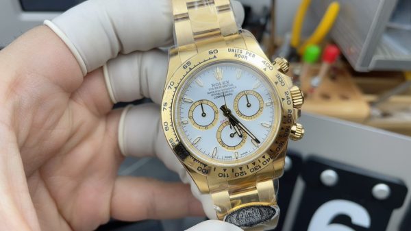 Clean Factory New 4131 Rolex Cosmograph Daytona M126508-0001