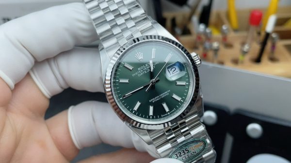 Clean Factory Rolex Datejust M126234-0051