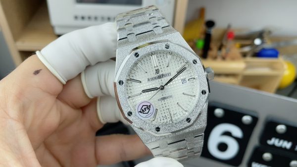 APS Factory Audemars Piguet Royal Oak Frosted 15410