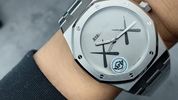 APS Factory Audemars Piguet Royal Oak 15500 Kaws Customized Limited Edition - 图片 8