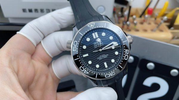 VS Factory Omega Seamaster Diver 300M 210.92.44.20.01.001