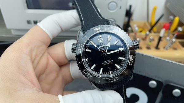 VS Factory Omega Seamaster Diver 600M 215.92.46.22.01.001