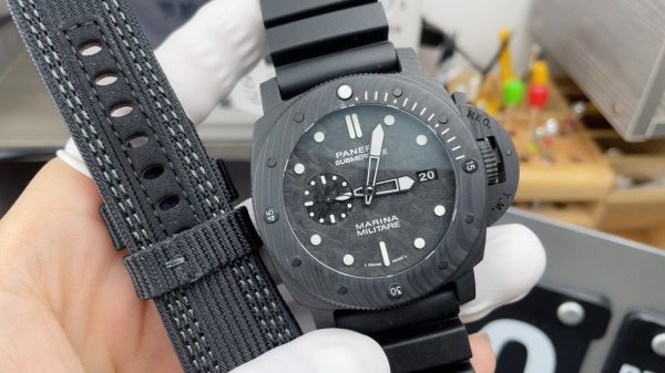 VS Factory Panerai Submersible PAM00979